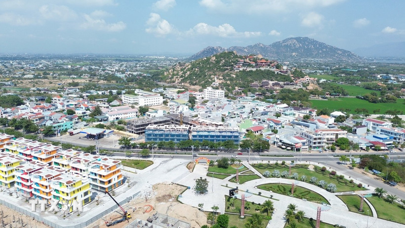 Vùng đất giàu truyền thống cách mạng huyện Ninh Hải, tỉnh Ninh Thuận, được công nhận đạt chuẩn huyện nông thôn mới. (Ảnh: Nguyễn Thành/TTXVN)