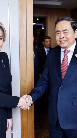 Chủ tịch Quốc hội Trần Thanh Mẫn hội kiến Chủ tịch Hội đồng Liên bang Nga Valentina Matviyenko. (Ảnh: Doãn Tấn/TTXVN)