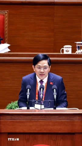 Đồng chí Đặng Văn Dũng, Phó Trưởng Ban Nội chính Trung ương, trình bày tham luận “Tiếp tục đẩy mạnh, kiên quyết, kiên trì đấu tranh ngăn chặn, đẩy lùi tham nhũng, lãng phí, tiêu cực”. (Ảnh: TTXVN)