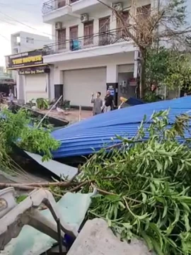 Gia Lai thiệt hại nặng nề sau khi bão số 13 đổ bộ