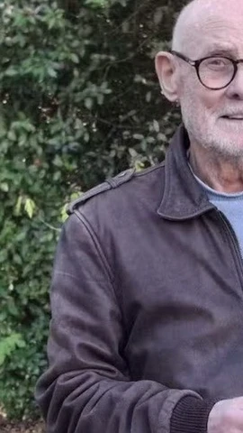 Cụ ông Jean-Marie Goizet, 89 tuổi bảo vệ thành công luận án tiến sỹ luật. (Nguồn: sudouest.fr)