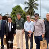 Đại sứ làm việc với Chủ tịch công ty mía đường Maiti. (Ảnh: Đại sứ quán Brazil)