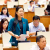 Đại biểu Quốc hội tỉnh Vĩnh Long Nguyễn Thị Quyên Thanh phát biểu. (Ảnh: Doãn Tấn/TTXVN)