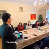 Ông Trần Ngọc Quân, Tham tán thương mại Việt Nam tại Bỉ và EU, giới thiệu về khác biệt văn hóa giữa Việt Nam và phương Tây, qua đó giúp nhà đầu tư hiểu được cách thức kinh doanh tại Việt Nam. (Ảnh: Hương Giang/Vietnam+)
