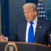 Tổng thống Mỹ Donald Trump phát biểu tại một cuộc họp báo ở Nhà Trắng, Washington, D.C. (Ảnh: THX/TTXVN)