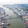 Cửa biển Sông Đốc, một trong những cửa biển lớn nhất của khu vực Đồng bằng sông Cửu Long. (Ảnh: Huỳnh Anh/TTXVN)