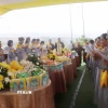 Các Phật tử thực hiện nghi lễ cầu siêu cho anh linh các Anh hùng liệt sỹ hai nước Việt Nam-Lào. (Ảnh: Đỗ Bá Thành/TTXVN)