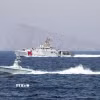 Tàu di chuyển tại eo biển Hormuz. (Ảnh: IRNA/TTXVN)