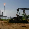 Một giàn khoan dầu trên hồ Maracaibo ở Cabimas, Venezuela. (Nguồn: Bloomberg)