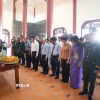 Nguyên Chủ tịch nước Trương Tấn Sang cùng các đại biểu tưởng nhớ Chủ tịch Hồ Chí Minh và các Anh hùng liệt sỹ tại Di tích lịch sử quốc gia Khu vực Đồn Long Khốt (xã Tuyên Bình, tỉnh Tây Ninh). (Ảnh: Bùi Giang/TTXVN)