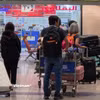 Đoàn công dân Việt Nam vào sân bay ở Cairo (Ai Cập) để về nước. (Ảnh: Đại sứ quán Việt Nam tại Israel cung cấp)