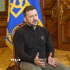 Tổng thống Ukraine Volodymyr Zelensky trả lời phỏng vấn báo chí ở Kiev. (Ảnh: Kyodo/TTXVN)