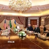Quang cảnh cuộc đàm phán giữa phái đoàn Mỹ do Ngoại trưởng Marco Rubio (thứ 2, trái) dẫn đầu và phái đoàn Ukraine do ông Andriy Yermak (thứ 2, phải), Trợ lý cấp cao của Tổng thống Volodymyr Zelensky dẫn đầu, tại Jeddah ngày 11/3. (Ảnh: THX/TTXVN)