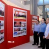 Phó Thủ tướng Mai Văn Chính kiểm tra công tác chuẩn bị triển lãm ảnh tại Đại hội đại biểu Đảng bộ Chính phủ lần thứ nhất, nhiệm kỳ 2025-2030. (Ảnh: Tuấn Anh/TTXVN)