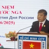 Ông Hoàng Minh Nhân, Chủ tịch Hội hữu nghị Việt Nam-Nga Thành phố Hồ Chí Minh, phát biểu chúc mừng. (Ảnh: Xuân Khu/TTXVN)