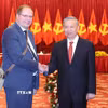 Tổng Bí thư Tô Lâm và Trưởng Ban Đối ngoại Đảng Cộng sản Pháp Vincent Boulet. (Ảnh: Thống Nhất/TTXVN)