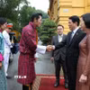 Chủ tịch nước Lương Cường và Phu nhân Nguyễn Thị Minh Nguyệt đón Quốc vương Bhutan Jigme Khesar Namgyel Wangchuck và Hoàng hậu Jetsun Pema. (Ảnh: Lâm Khánh/TTXVN)