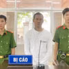 Bị cáo Thạch Điền (giữa) tại tòa. (Ảnh: Công an cung cấp)