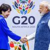 Thủ tướng Nhật Bản Sanae Takaichi và Thủ tướng Ấn Độ Narendra Modi tại cuộc gặp bên lề Hội nghị thượng đỉnh G20 ở Johannesburg, Nam Phi, ngày 23/11/2025. (Ảnh: ANI/TTXVN)