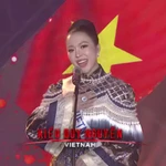 Kiều Duy trên sân khấu chung kết cuộc thi. (Ảnh: BTC)