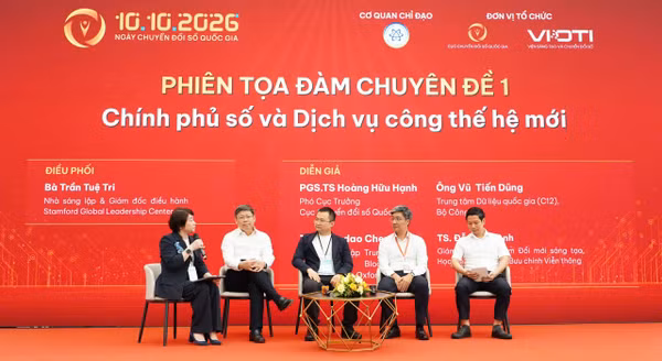Dịch vụ công thế hệ mới: Đổi mới từ dữ liệu, thể chế đến cách phục vụ
