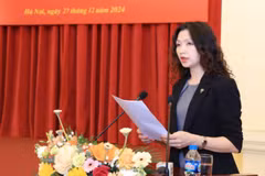 Bà Đỗ Thị Phong Lan - Phó Vụ trưởng Vụ Tổ chức Cán bộ Bộ Xây dựng.