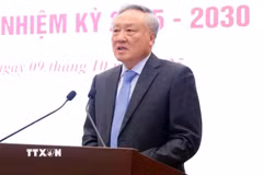 Phó Thủ tướng Thường trực Nguyễn Hòa Bình chia sẻ tại Họp báo về công tác chuẩn bị, tổ chức Đại hội đại biểu Đảng bộ Chính phủ lần thứ I, nhiệm kỳ 2025 - 2030. (Nguồn ảnh: TTXVN)