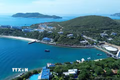Thúc đẩy kinh tế biển xanh trở thành động lực cho tăng trưởng “hai con số.” (Nguồn ảnh: TTXVN)