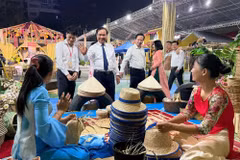 Mở rộng khả năng tiếp cận thị trường cho sản phẩm địa phương. (Ảnh: Yến Bùi/Vietnam+)