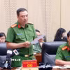 Đại tá Phạm Trường Giang, Phó Cục trưởng Cục Cảnh sát điều tra tội phạm về tham nhũng, kinh tế, buôn lậu (Bộ Công an) trả lời câu hỏi của phóng viên các cơ quan thông tấn, báo chí. (Ảnh: Phạm Kiên/TTXVN)