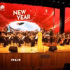 Chương trình nghệ thuật chào năm mới “New Year Concert” diễn ra trong không gian hiện đại của Nhà hát Hoa Phượng. (Ảnh: Hoàng Ngọc/TTXVN)
