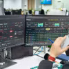 VN-Index tiếp tục bứt phá, tiến dần tới mốc 1.800 điểm. (Ảnh: Vietnam+)