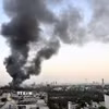 Khói bốc lên từ địa điểm ở Tehran, Iran sau cuộc tấn công của Israel ngày 16/6/2025. (Ảnh: Kyodo/TTXVN)