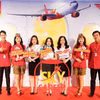 Những người trẻ mong muốn gia nhập Vietjet để chạm tay vào bầu trời.