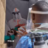 Nhân viên y tế chăm sóc các em nhỏ mắc Ebola tại Bunia, tỉnh Ituri, CHDC Congo. (Ảnh: THX/TTXVN phát)