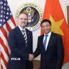 Phó Thủ tướng Chính phủ Nguyễn Văn Thắng và Đại sứ Jamieson Greer, Trưởng đại diện Thương mại Hoa Kỳ (USTR) ngày 27/8/2026. (Ảnh: TTXVN phát)