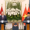 Tổng Bí thư Tô Lâm và Tổng thống Cộng hòa Indonesia, Chủ tịch Đảng Phong trào Indonesia vĩ đại (Gerindra) Prabowo Subianto phát biểu với báo chí. (Ảnh: Thống Nhất/TTXVN)