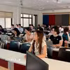 Giảng viên và sinh viên FTU tham gia toạ đàm. (Ảnh: TTXVN phát)