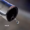 Giá dầu thế giới giảm. (Ảnh: THX/TTXVN phát)