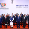Thủ tướng Lê Minh Hưng cùng các Trưởng đoàn tham dự Hội nghị thượng đỉnh BRICS lần thứ 18 tại Ấn Độ. (Ảnh: Dương Giang/TTXVN)