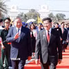 Tổng Bí thư Tô Lâm cùng Tổng Bí thư, Chủ tịch nước Lào Thongloun Sisoulith dự khánh thành Công viên Hữu nghị Lào-Việt Nam. (Ảnh: Thống Nhất/TTXVN)