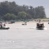 Lực lượng bộ đội biên phòng tuần tra kiểm soát tàu cá ra vào tại cảng cá La Gi. (Ảnh: Nguyễn Thanh/TTXVN)