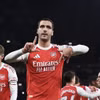Mikel Merino tỏa sáng giúp Arsenal vững vàng ngôi đầu.
