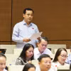 Đại biểu Quốc hội Thành phố Hồ Chí Minh Lê Văn Đông phát biểu. (Ảnh: Doãn Tấn/TTXVN)