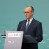 Thủ tướng Đức Friedrich Merz phát biểu trong một cuộc họp báo ở Berlin. (Ảnh: THX/TTXVN)