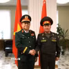 Thiếu tướng Leonid Viktorovich Kasinsky, Tổng cục trưởng Tổng cục Công tác tư tưởng Bộ Quốc phòng Cộng hòa Belarus chủ trì lễ đón Đại tướng Nguyễn Trọng Nghĩa, Ủy viên Bộ Chính trị, Bí thư Trung ương Đảng, Ủy viên Thường vụ Quân ủy Trung ương, Chủ nhiệm Tổng cục Chính trị Quân đội Nhân dân Việt Nam. (Ảnh: Văn Hiếu/TTXVN)