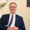 Đại sứ Cộng hòa Pháp tại Việt Nam Olivier Brochet trả lời phỏng vấn báo chí. (Ảnh: Việt Đức/TTXVN)
