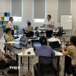 Mô hình “Lớp học số” được tổ chức giới thiệu tại Trường Đại học Việt Đức. (Ảnh: Huyền Trang/TTXVN)