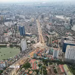 Dự án đường Vành đai 1 đoạn Hoàng Cầu-Voi Phục (Hà Nội) với tổng mức đầu tư khoảng 7.200 tỷ đồng đang được các đơn vị thi công đẩy nhanh tiến độ. (Ảnh: Lê Đông/TTXVN)