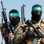 Các tay súng Hamas. (Ảnh: IRNA/TTXVN)